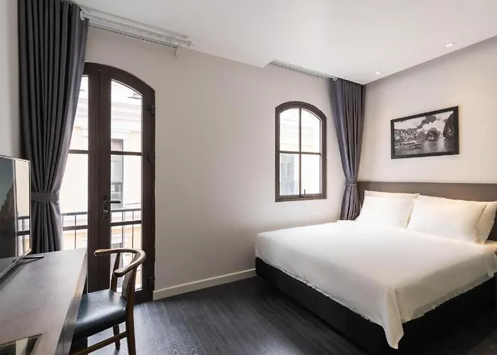 Hotel Gem Hạ Long