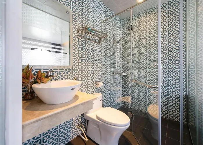 Gem Hotel 3*
